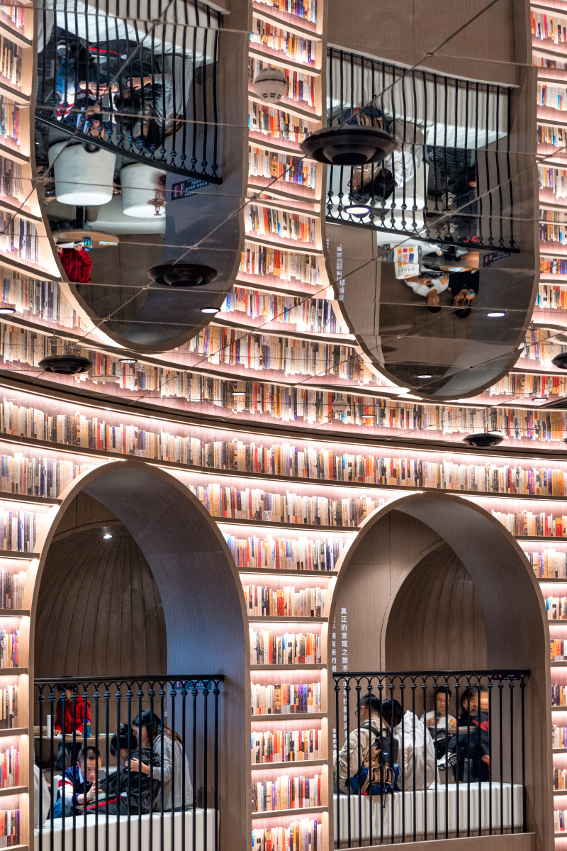 成都新晋网红打卡点都江堰钟书阁