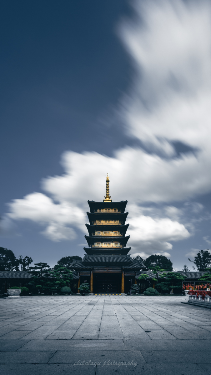 宝山寺五重塔 br />