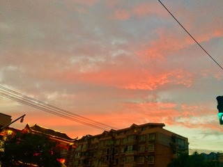 9060844E-7768-4C24-B8DA-C586B0C285D8/L0/001