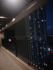 2303598