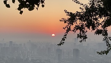 9C35A42C-542E-467B-B5FE-B50AC52126E8/L0/001