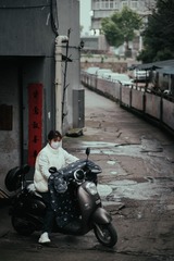 894B101F-ED34-41FD-98DD-0F4067DC1B8F/L0/001