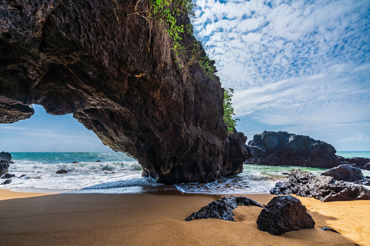 山钦湾燕子洞 - love斌 - 图虫