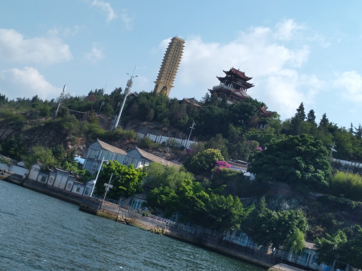 洱海的塔