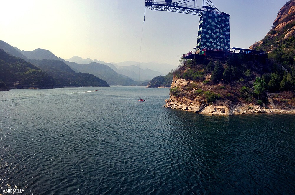 青龙峡蹦极，68米小跳台