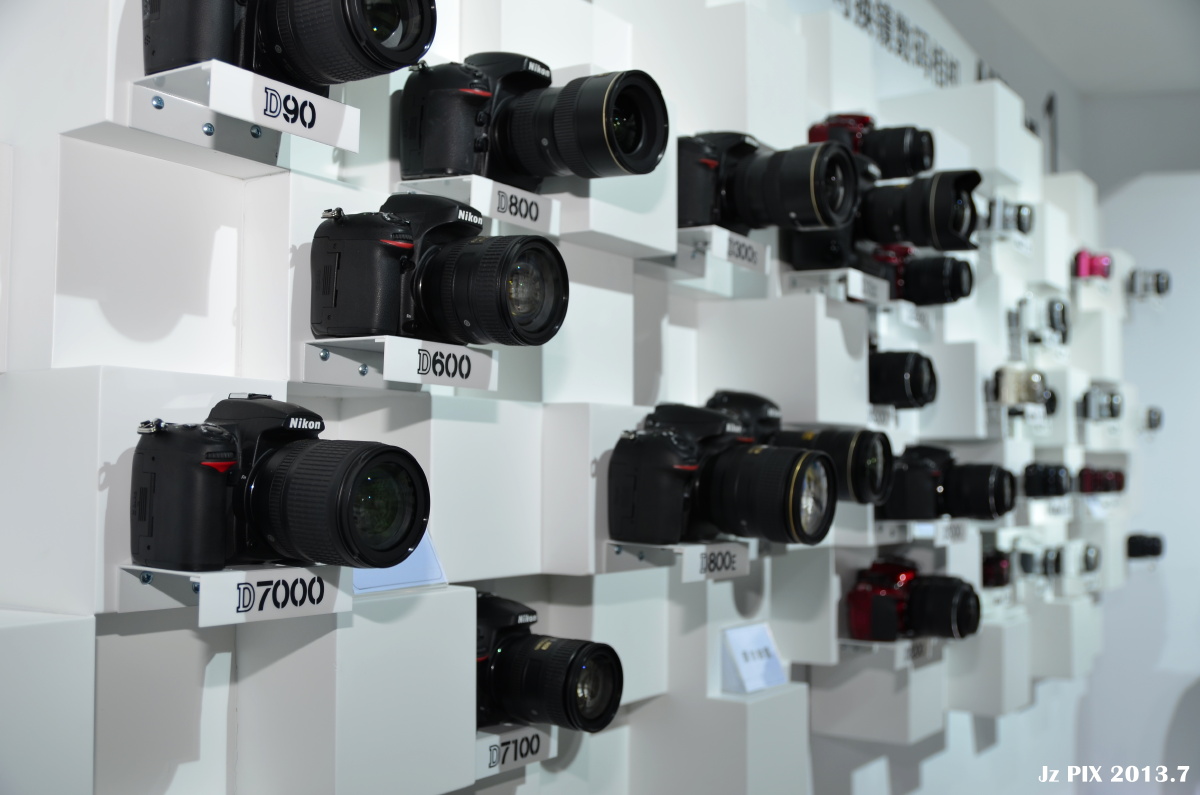 相机历史展品  各种胶片机