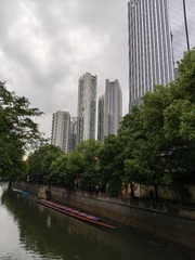1000024687