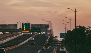 B6D9F589-C38D-447F-81C1-56097D93F257/L0/001