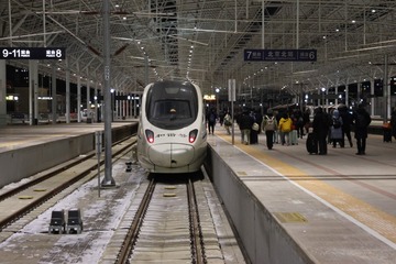 5748