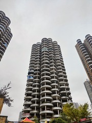 1000045717
