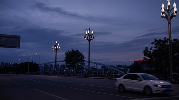 1000040572