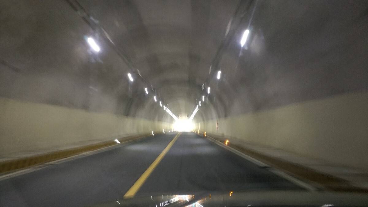 国内爱的隧道
