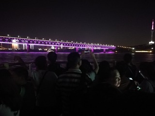 18513