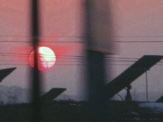 1068749