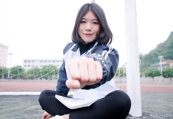 001