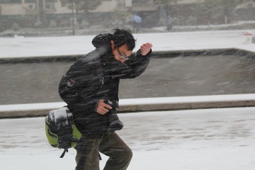 大雪纷飞
