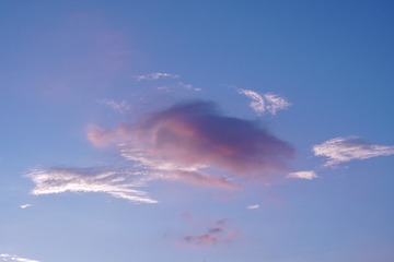 2EDEE121-146C-45EA-931A-0423D7F857F4/L0/001