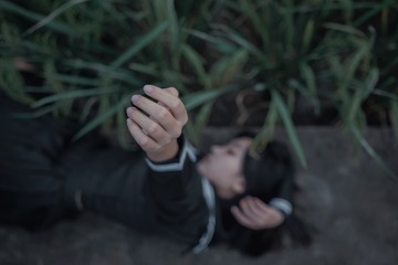 001