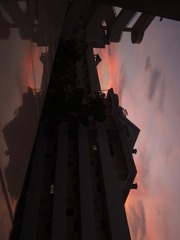 873131