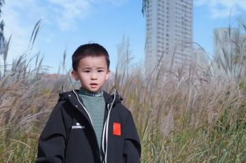001