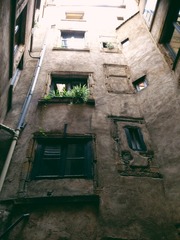 A6BD942F-C029-4F2A-92CA-C1CC7EDF24ED/L0/001