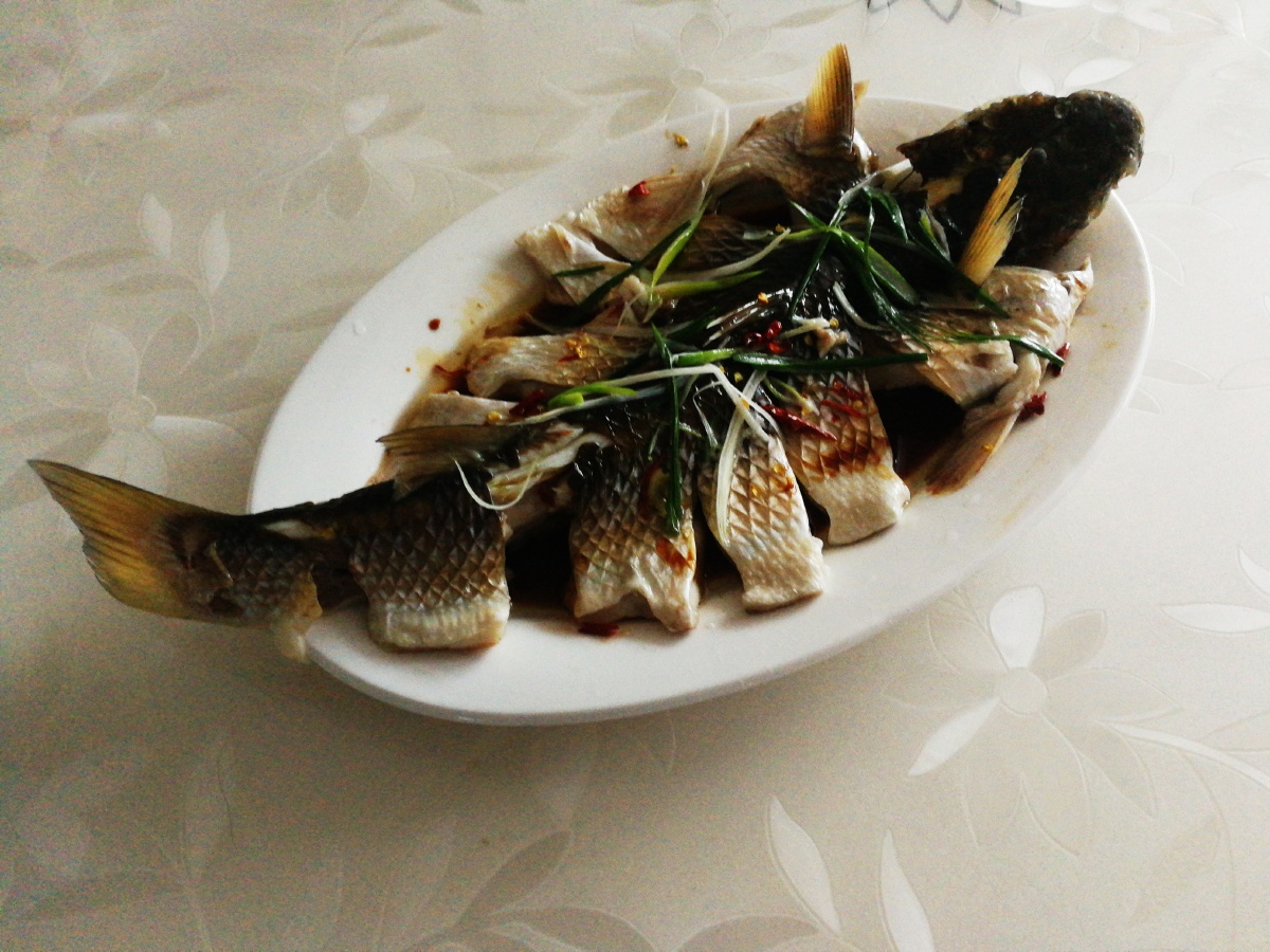 人间烟火之清蒸开冰梭鱼汁面