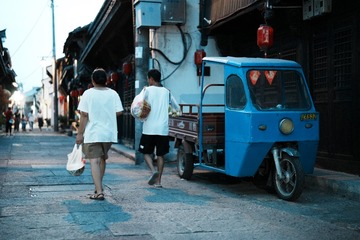 3FA58670-A2B0-4EC6-B932-30FEA5C182C6/L0/001