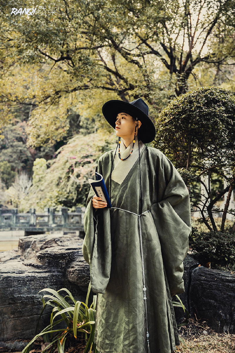 有一种翩翩公子赛潘安明朝汉服自带华丽感摄影然柒