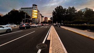 E957D860-7D00-4055-9F44-4C3EACE0EB0A/L0/001