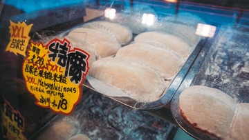 DSC07504_2560x