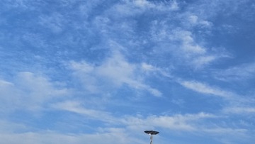 2703852