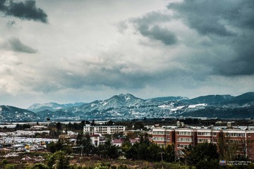 西山雪 中