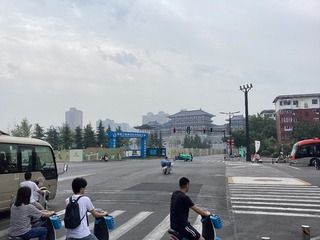 FF63A256-DD9F-4631-B992-AF1C9551806A/L0/001