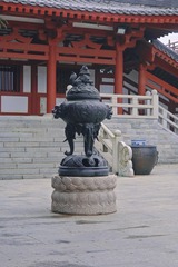 001