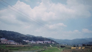 50C31132-96AF-4829-A3FF-F117D4BD9BB6/L0/001