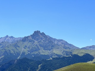 C5D24616-576D-4623-8E9D-7B888B620B12/L0/001
