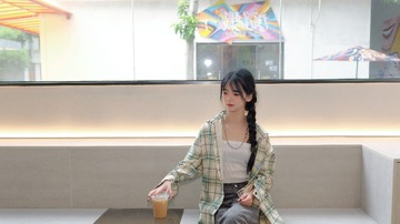 001