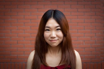 红衣女子