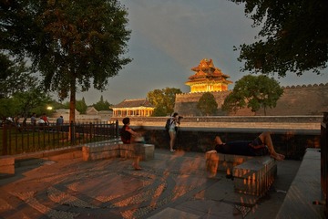 _LLN2232故宫角楼20130704-人们.jpg