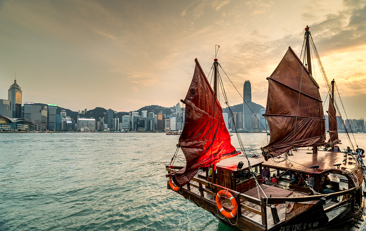 junkboatinhongkong