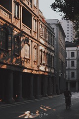 7E518C8F-13F1-41CC-B0C4-4F006DBA6B35/L0/001