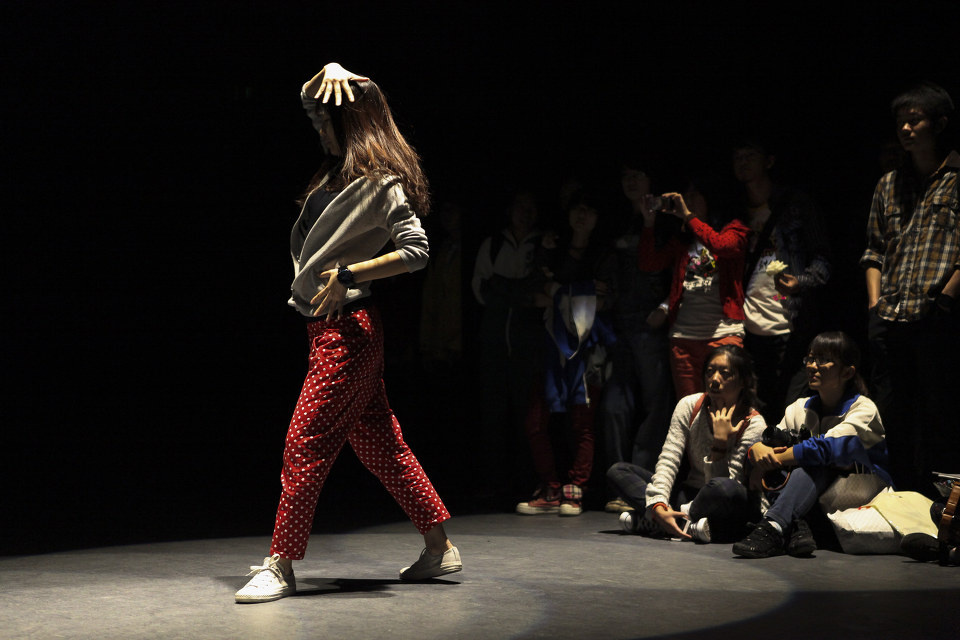 百人兔子舞江南style