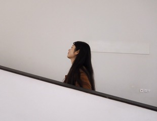 164040