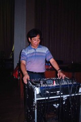 杨局在调音