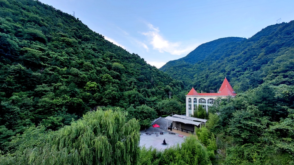 秦润山庄陕西省商洛市柞水县营盘镇