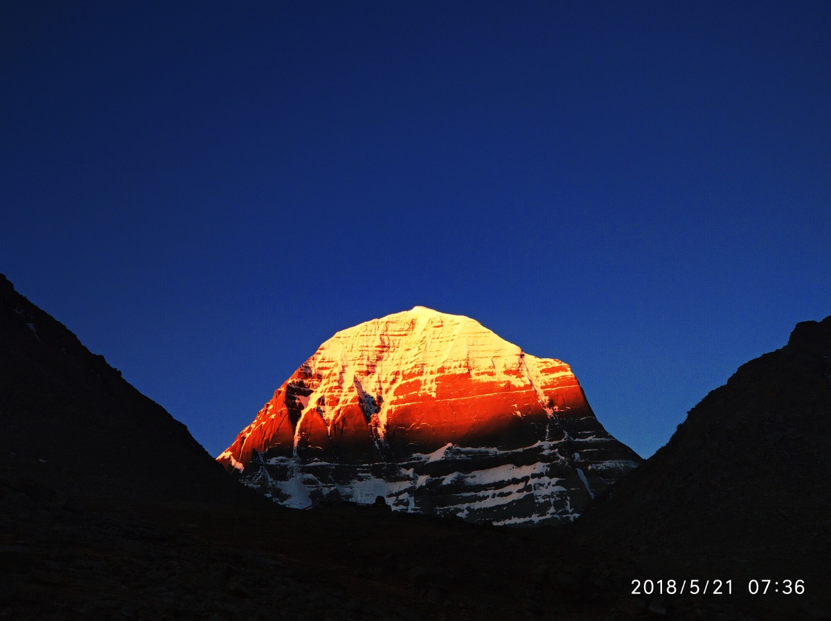 神山《冈仁波齐》