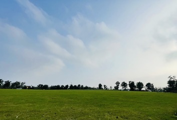 4C8B8FED-682F-4212-831B-D09AC6AB1149/L0/001
