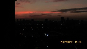 1000008932