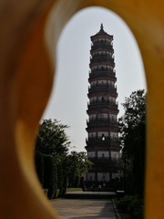 140438