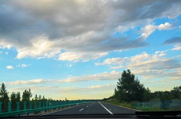 C78203D1-361A-4CD3-8C6F-685829BBD3FD/L0/001